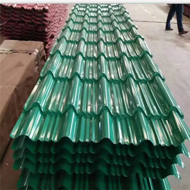 Feuille ondulée de toiture de matériau de construction de zinc enduit de tuile de panneau de toit de mur de la Chine