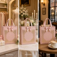 Sac cadeau non tissé personnalisé avec logo, motif gaufré or et nœud en satin – Fabrication OEM/ODM en gros