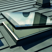 Fenêtre de toit moderne à cadre en aluminium, double vitrage trempé, lamellé-collé, pour jardin, avec persienne, sécurité intelligente et automatique