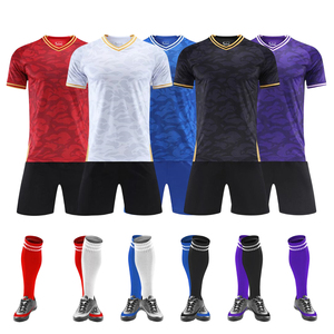 Kit Personalizzato di <span class=keywords><strong>Maglie</strong></span> <span class=keywords><strong>da</strong></span> <span class=keywords><strong>Calcio</strong></span> ad Asciugatura Rapida, Divisa <span class=keywords><strong>da</strong></span> Allenamento per Squadre 7v7, Uniformi <span class=keywords><strong>da</strong></span> <span class=keywords><strong>Calcio</strong></span> Nero e Oro - Product Image 2