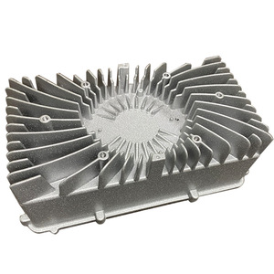 Boîtier de moteur en aluminium moulé sous pression, dissipateur thermique en métal, précision de 1 mm, usiné CNC pour le refroidissement électronique - Product Image 4