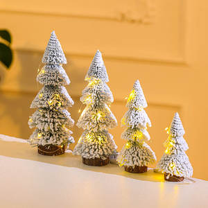 2025 nouveau Mini tour en forme de cèdre bureau arbre de noël ornement nouvelle scène de décoration de noël floquée - Product Image 3