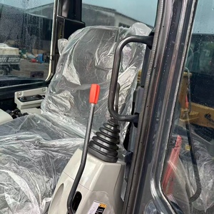 Excavadora de cadenas Kubota U55 usada en stock, miniexcavadora de 5 toneladas sin cola para servicios urbanos y paisajismo - Product Image 6