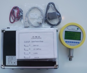 Manómetro Digital de Alta Precisión para Calibración 0.05% 2800 bar - Product Image 3