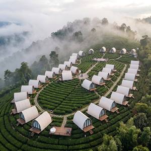 Tenda Glamping Besar Anti Api dan Tahan Air Sailboat Carriage Tent 900D Oxford dengan Rangka Baja - Product Image 6