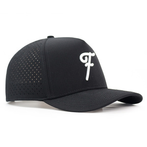 Casquette de golf imperméable Hydro pour <span class=keywords><strong>homme</strong></span>, performance respirante, blanche, en maille découpée au laser, logo brodé, 5 panneaux, visière incurvée, snapback - Product Image 4