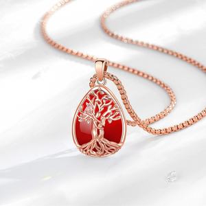Pendentif Arbre de Vie en Plaqué Or Rose avec Incrustation de Cornaline Rouge en Forme de Larme, Bijou Spirituel et Énergisant pour Boutiques de Mode - Product Image 4