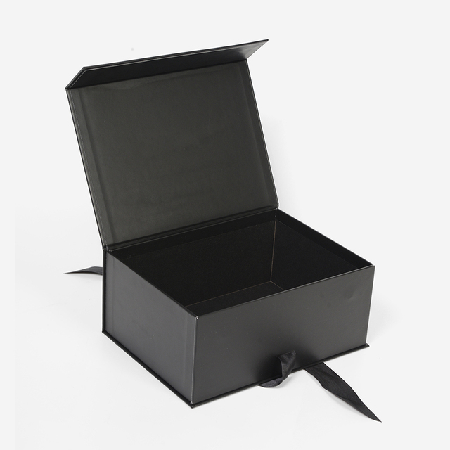Biodegradable Matte Black Large Rigid Paper Cardboard Folding Packing Luxury Magnet Gift Boxes for Coat