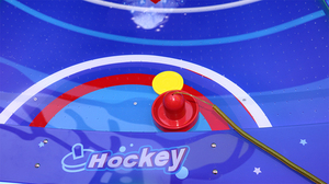 <span class=keywords><strong>Table</strong></span> de <span class=keywords><strong>hockey</strong></span> sur <span class=keywords><strong>air</strong></span> commerciale à monnayeur, avec système de pointage électronique numérique multi-jeux de qualité supérieure - Product Image 5