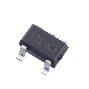 HT7133 Holtek Ic Régulateur de tension d'alternateur Composants de puce électronique HT7133-1-SOT23