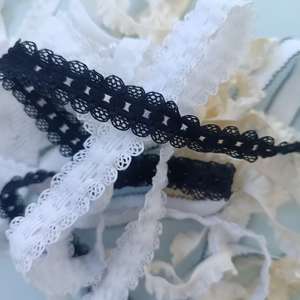 5876/1.5 Oyuk Orta Düz Beyaz İki Stil Stok Naylon Dantel Şerit Çift Düğüm İğne Makinesi Tasarımı Çiçek Desenli Elastik Kemer - Product Image 4