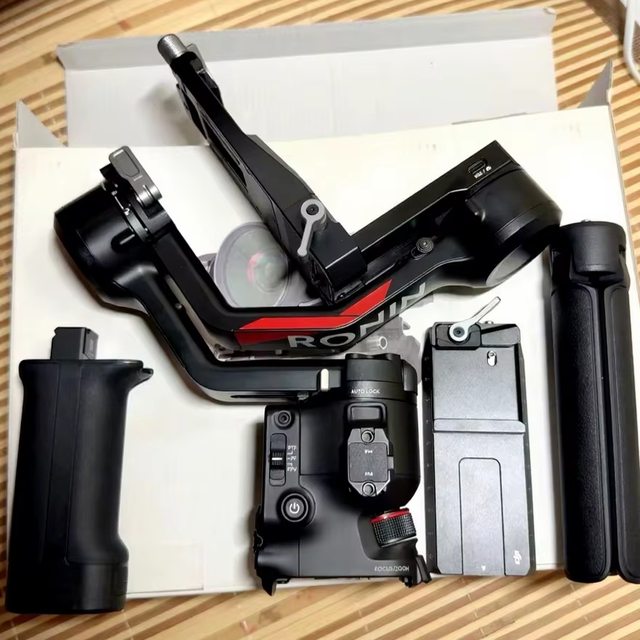 Hot Sale RS4 Original Used second hand Camera Gimbal Carbon Fiber Construction RS4