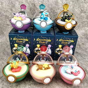 Promotion Jouets : Coffret Rêveur 2 Figurines Eeveelution, Ensemble de Mini Figurines Famille Eevee Endormie, Boîte <span class=keywords><strong>Pokeball</strong></span>, Cadeau de Collection Anime - Product Image 1