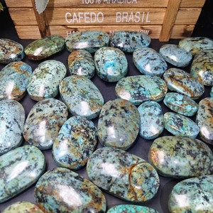 Wholesale <strong>Price</strong> Hot Sale Crystal Craft Turquoise Palm <strong>Stone</strong> Carving Healing Energy <strong>Stone</strong> for Gifts Craved by Cravings - Product Image 2