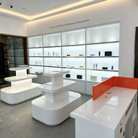 Vitrine d'îlot pour magasin de détail avec finition laquée imitation bois pour cosmétiques, chaussures, sacs, électronique, vaisselle, artisanat
