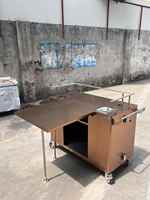 Station de bar mobile en acier inoxydable la plus populaire Table de bar à café Comptoirs de café à vendre Taille personnalisée