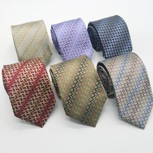 เนคไทผ้าไหมทำมือของผู้ชายเนคไทผ้าไหม100% ลายทาง OEM - Product Image 5