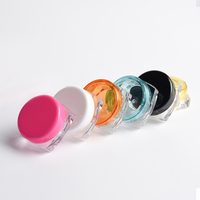 Échantillon gratuit vide contenant de crème cosmétique Pot en plastique Logo personnalisé 3g 5g Pot à paillettes de forme carrée mini Pot