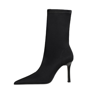 325-1 BIGTREE Banquete de moda de estilo europeo y americano muestra botas cortas de tacón alto adelgazantes y minimalistas con elas puntiagudas - Product Image 2