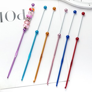 6-Màu Beadable Móc Móc & Nhôm Kim Đan Set Với Tiêu Điểm Hạt Cho DIY Handmade Đan Thủ Công Mỹ Nghệ - Product Image 1
