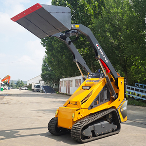 Mini-chargeuse sur chenilles Derette XC1100 avec moteur de 25 CV, débit hydraulique élevé et puissant - Product Image 2