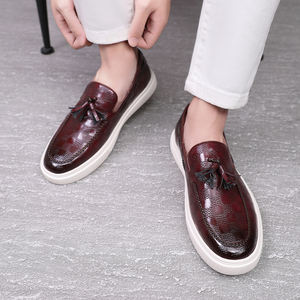 Vente en gros d'usine chaussures décontractées pour garçons printemps automne chaussures pour hommes formelles de bureau en cuir véritable - Product Image 5