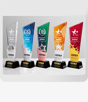 Trofeo de Cristal Ecológico Moderno con Diseño Grabado y Pulido para Eventos Deportivos y Premios Empresariales