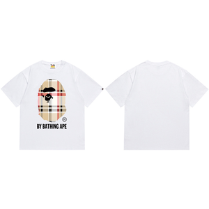 เสื้อยืดผู้ชายลายสก็อตสีขาวพิมพ์โลโก้แบรนด์ Bathing Ape สไตล์สตรีทแฟชั่น - Product Image 1