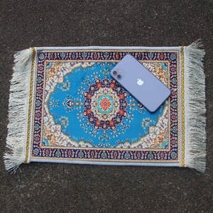 Alfombra Nicro Creative Extra Gruesa de Seda de Hielo Musulmana con Borlas de Poliéster, Color Personalizado, Lujosa, Antideslizante, Lavable, para Ramadán - Product Image 1