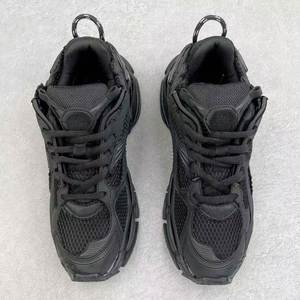 Zapatillas Deportivas de Lujo para Hombre 2026 Track 3.0 con Luces LED, Ligeras, Transpirables, para Correr al Aire Libre, Brillantes en la Noche - Product Image 5