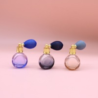 Flacon de parfum mignon de différentes couleurs 8ml 10ml mini bouteille de parfum en verre rechargeable avec atomiseur d'airbag