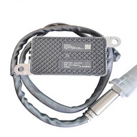 Sensores de Oxígeno Delanteros y Traseros para Excavadoras Volvo China IV. Sensor Delantero (Blanco): 22827992; Sensor Trasero (Negro): 22827993.