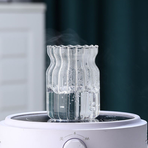 Botellas de Vidrio Acanalado Resistentes al Calor con Borde Ondulado, Vasos de Vidrio de Borosilicato de Alta Calidad <span class=keywords><strong>para</strong></span> Jugo, Leche y Café - Product Image 4