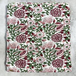 ผ้าฝ้ายพิมพ์ลายบล็อกพรีเมียม แบบเรียบ น้ำหนักเบา เป็นมิตรกับสิ่งแวดล้อม เหมาะสำหรับตัดเย็บเสื้อผ้า ลายดอกไม้ งานฝีมืออินเดีย - Product Image 4