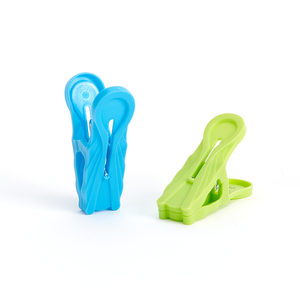 Clips <span class=keywords><strong>de</strong></span> serviette <span class=keywords><strong>de</strong></span> <span class=keywords><strong>plage</strong></span> <span class=keywords><strong>pour</strong></span> grande couleur OEM fil en plastique poignée douce Clip <span class=keywords><strong>de</strong></span> couette antidérapant solide - Product Image 5
