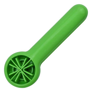 Cortador de Fresas y Cerezas Multifuncional, Rebanador de Uvas sin Cuchillas, Seguro, de ABS Ecológico, Manual, para Cocina - Product Image 1