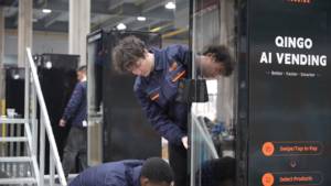 Máquina Expendedora de Fundas Personalizadas para Teléfonos con Pantalla Táctil Inteligente Automática - Product Image 5