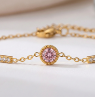 Pulsera de Acero Inoxidable Impermeable con Circonita Rosa |   Cadena Delicada Chapada en Oro de 18K, Resistente al Deslustre, Venta al Por Mayor