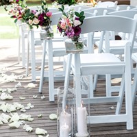 Chaises pliantes en résine blanches de haute qualité pour événements, fêtes, mariages, extérieur, rembourrées, portables, capacité 800 lbs, vente en gros
