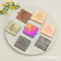 Étiquettes métalliques personnalisées avec logo, en alliage de zinc, électroplaquées, badges pour vêtements, sacs, découpe, impression, décoration, design, plaqué or