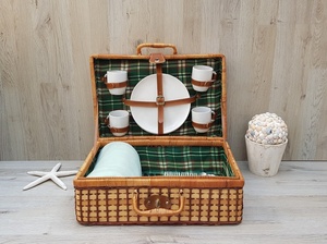 Wicker Rattan Custom Vintage <strong>Small</strong> Rurality <strong>Hamper</strong> With Lid and Handle Rectangular Woven Bamboo Picnic Basket - Product Image 3
