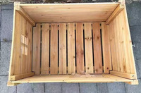 Nichoir extérieur en bois massif pour chat avec pieds surélevés, fenêtre latérale et toit résistant aux intempéries, abri de 57 cm pour chats sur patios et porches