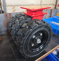 Roues pivotantes robustes en caoutchouc massif de 2500 kg et 12 pouces pour remorques, conçues pour rouler sur terrains accidentés et accidentés