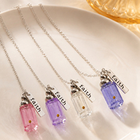 Pendentif Colonne Octogonale avec Graine de Mazille - Urne Industrielle Ouverte pour Cendres, Parfum, Terre et Cheveux, Bijoux Chrétiens