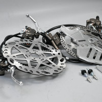 HEXO Kit Rem Depan/Belakang dari Paduan Aluminium Baru untuk Sur Ron Ultra Bee