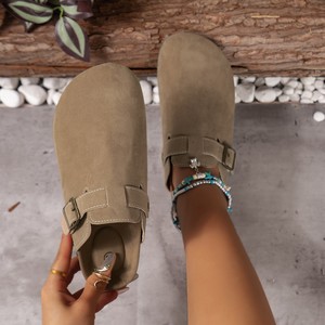 2025 Tendance mode européenne et américaine : Mules Baotou grande taille pour <span class=keywords><strong>femme</strong></span>, chaussures plates décontractées et confortables pour le printemps et l'été - Product Image 1