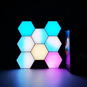 משושה אורות עבודה עם Alexa גוגל עוזר WiFi חכם RGB LED משחקי קיר אור פנלים קול App בקרת מוסיקה סנכרון אור