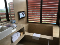 Téléviseur intelligent Android étanche pour salle de bain de 19 pouces avec tuner BS CS intégré pour le marché japonais, IP65, montage mural, télévision de douche