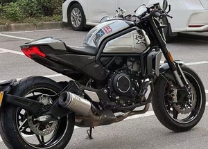 Motocicleta <span class=keywords><strong>CFMOTO</strong></span> <span class=keywords><strong>700CL</strong></span>-<span class=keywords><strong>X</strong></span> IE-700cc de 4 Tiempos, Motor Bicilíndrico en Paralelo, Arranque Eléctrico/a Pedal, Estilo Neo-Retro Inteligente - Product Image 4