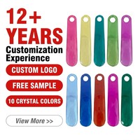 19cm 7.5 Inch Kristal Semi-Transparan Plastik Ramah Lingkungan Pengait Sepatu Besar Lubang Gantung Logo Kustom O-MAK OM-20-012 MOQ 2000